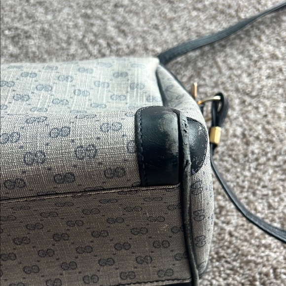 Vintage Gucci Navy and Gray Shoulder Bag - Picture 6 of 11